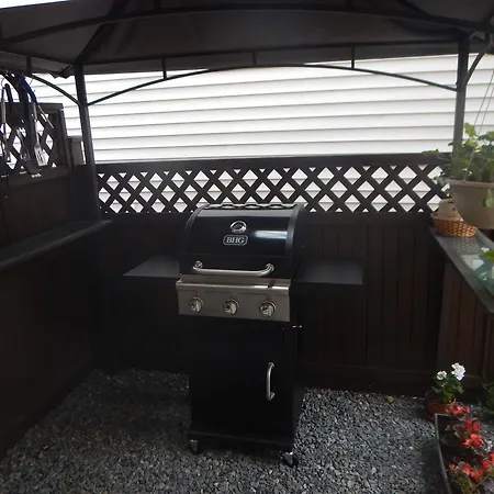 Clean And Quiet 2 Bdr 2 Bthr Private Entrance Entire Guests Suite Near Coquitlam Center Mall And Skytrain Exterior photo