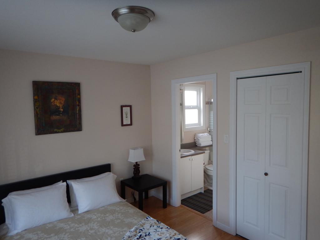 Clean Quiet Comfortable Suite; Center Hébergement de vacances Coquitlam