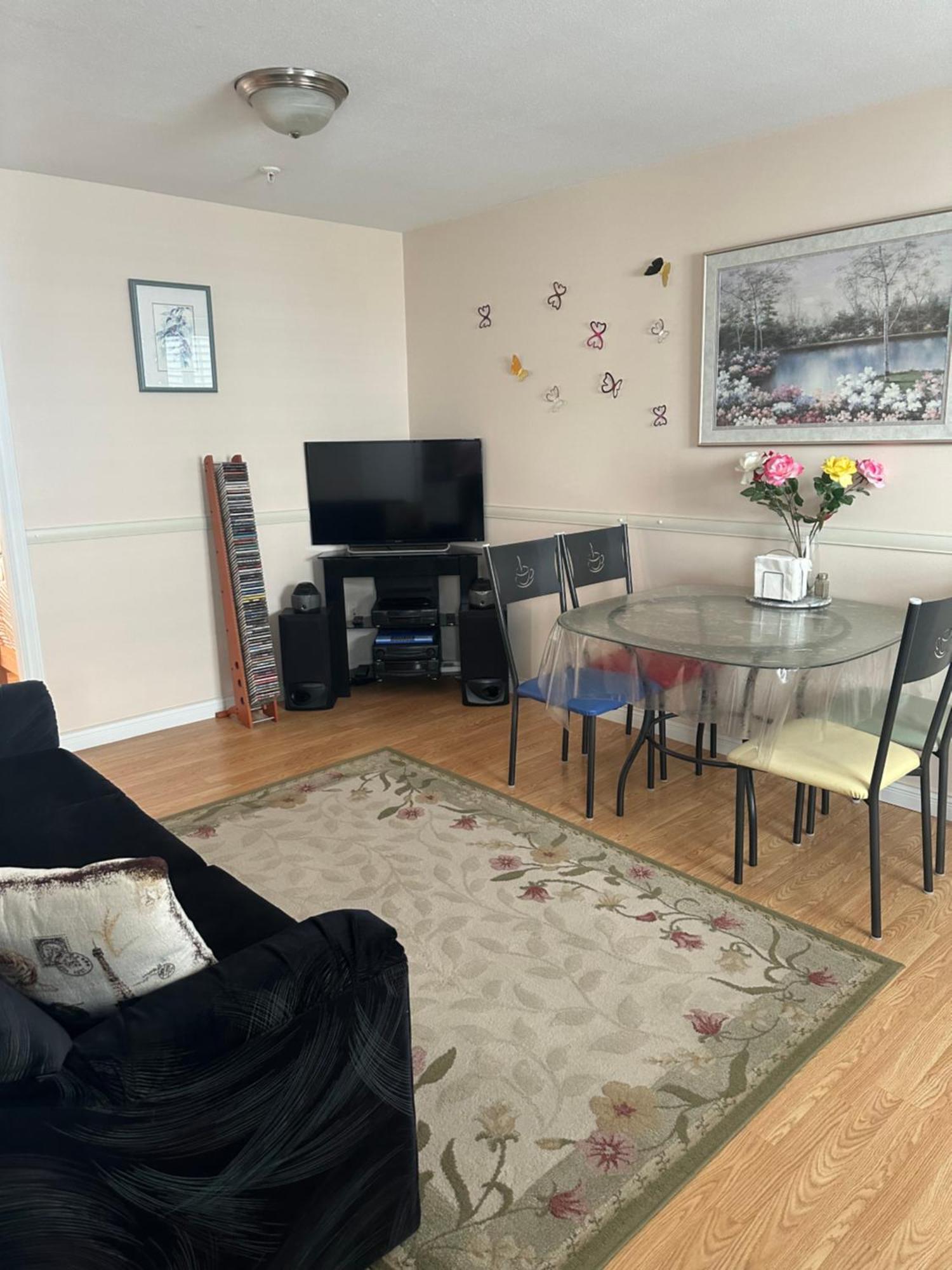 Hébergement de vacances Clean Quiet Comfortable Suite; Center Coquitlam