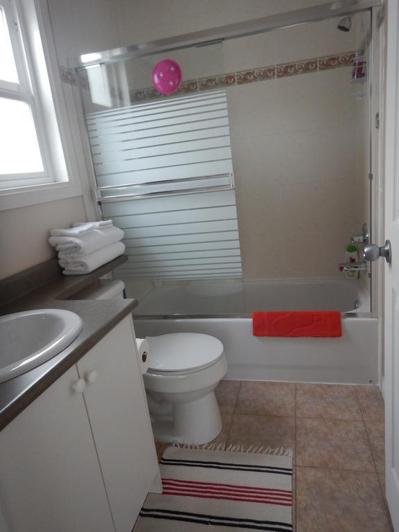 Clean Quiet Comfortable Suite; Center