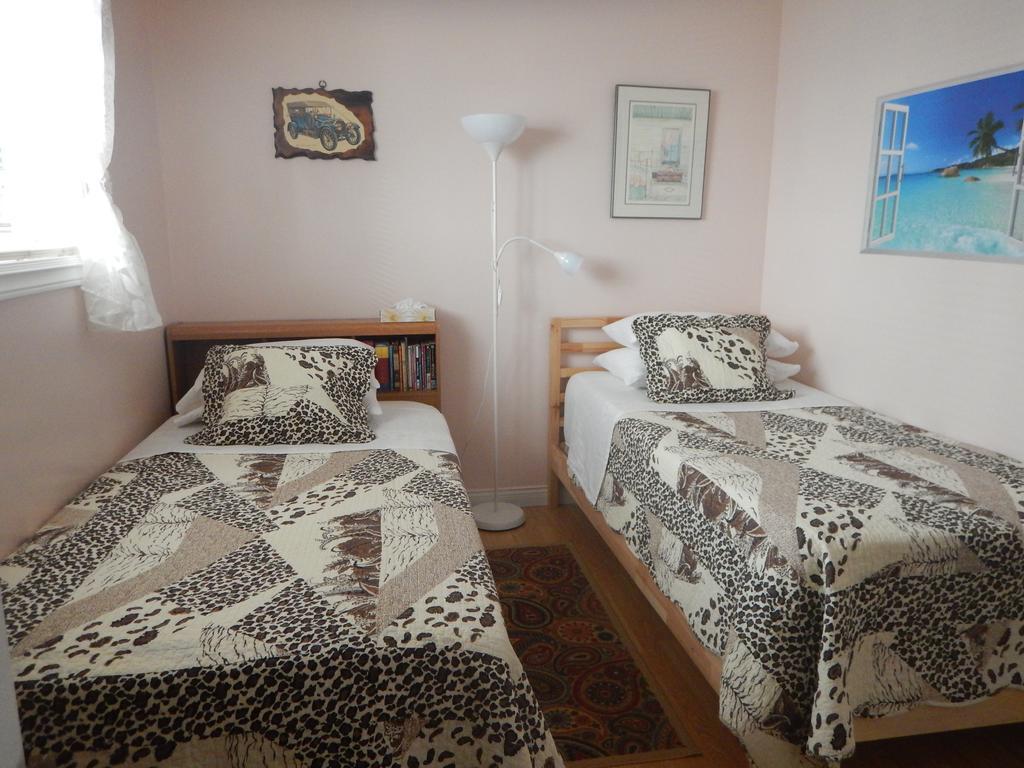 Clean Quiet Comfortable Suite; Center *